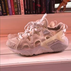 Off White Nike Tennis Shoes